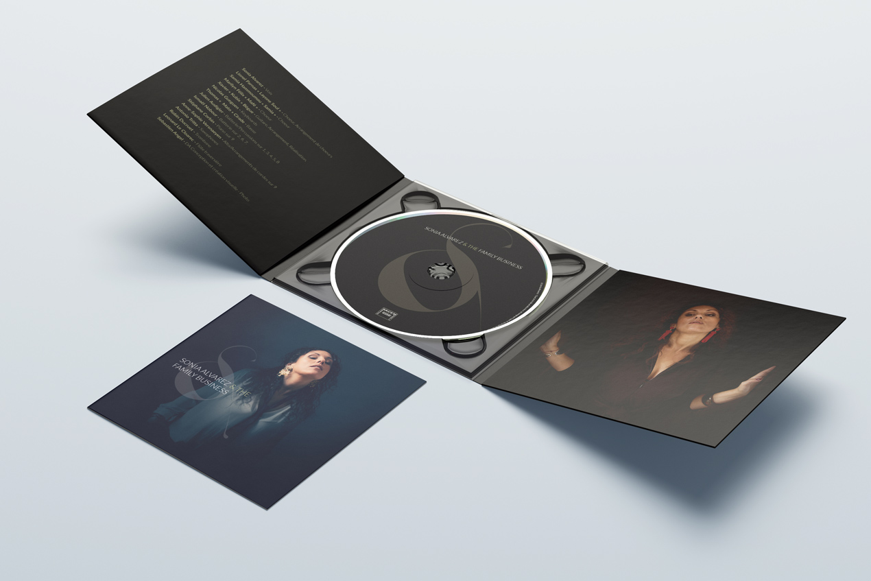 Sonia Alvarez - Album digifile mockup inside